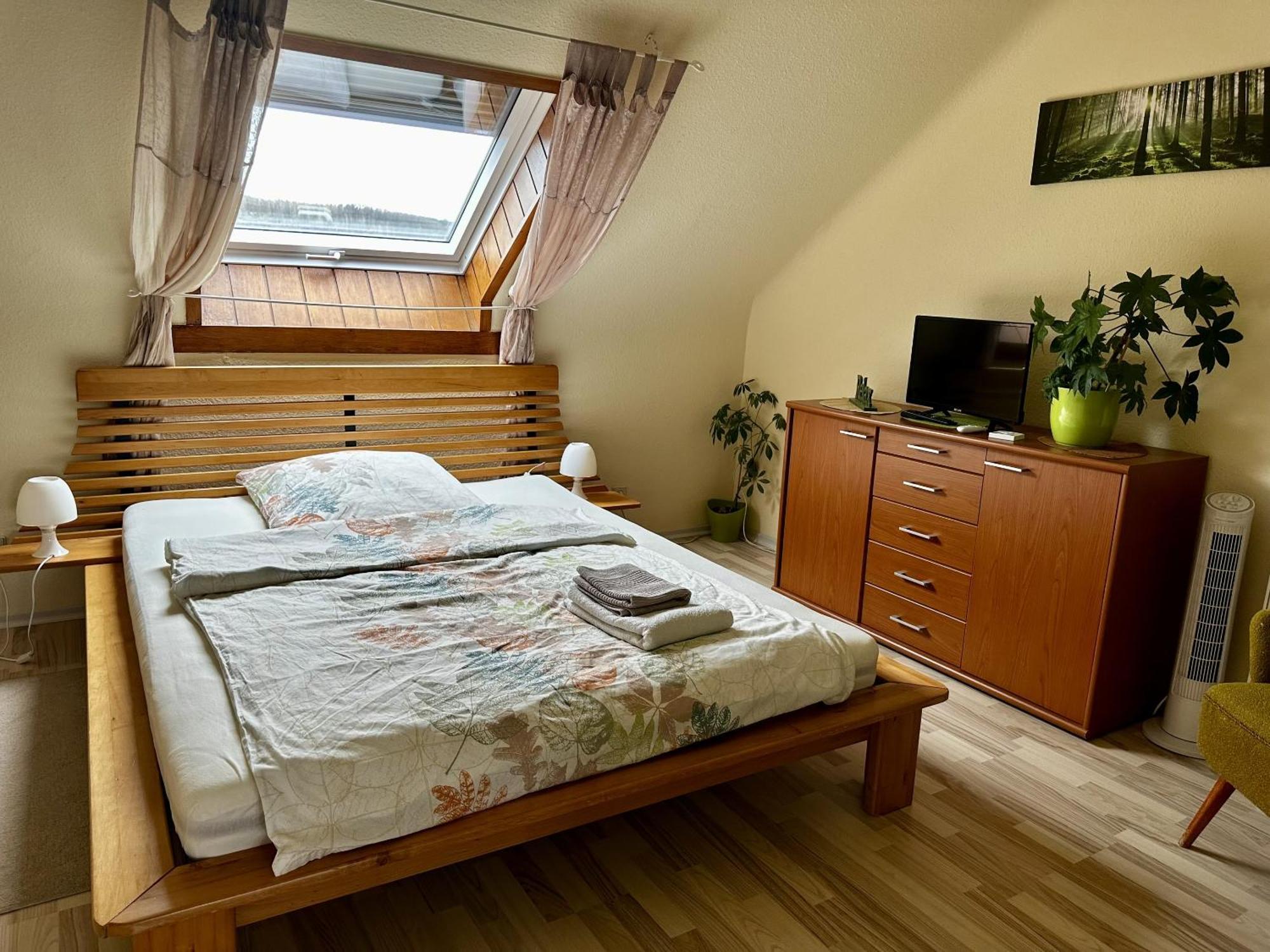Haus Alt - Ferienwohnung Illingen  Exterior foto