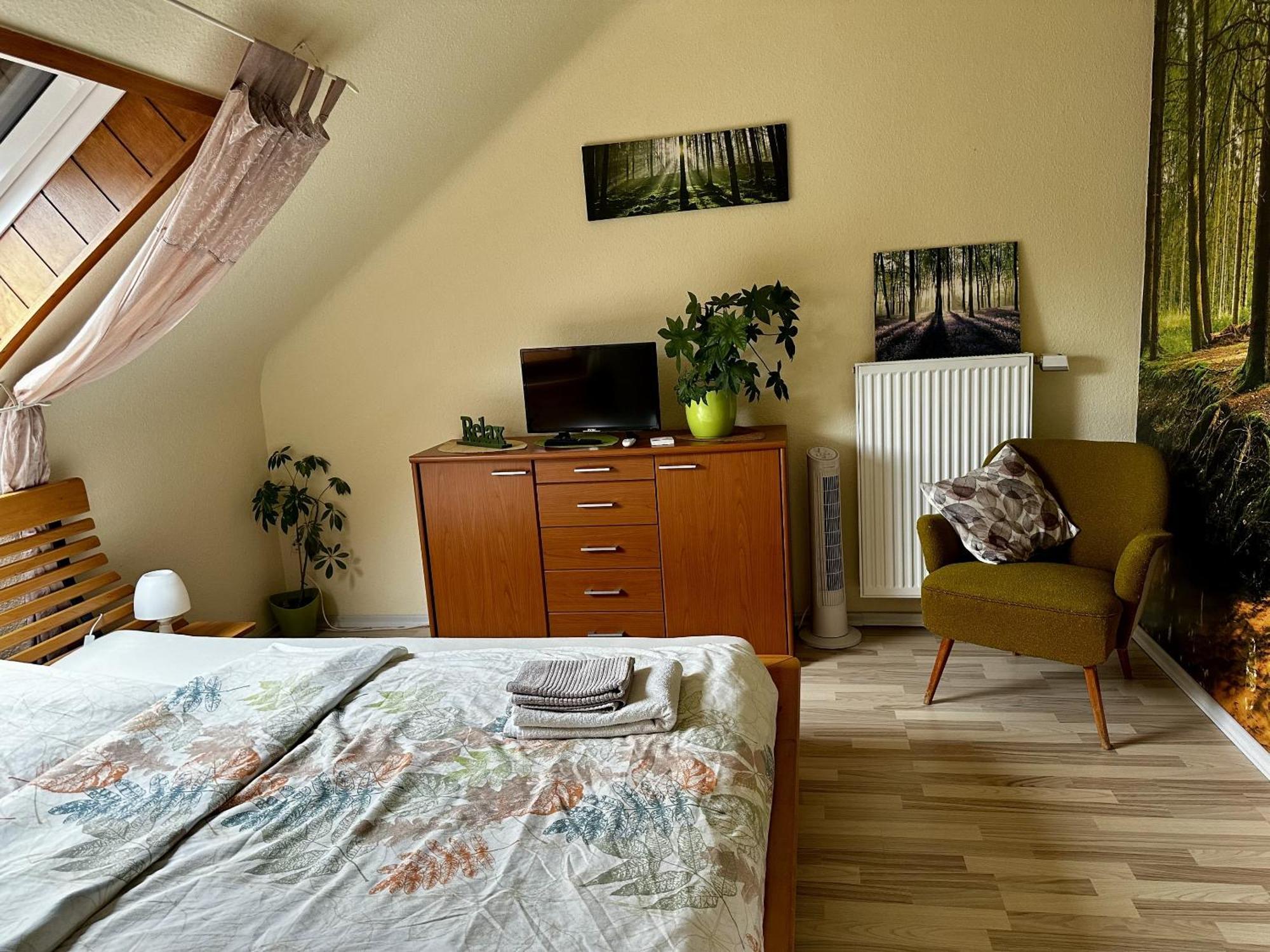 Haus Alt - Ferienwohnung Illingen  Exterior foto